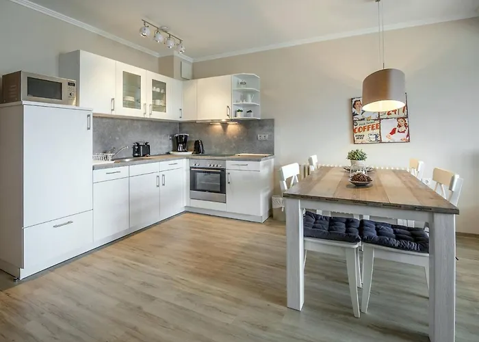 Komfortplus Appartement mit 1 Schlafzimmer und Balkon im Dachgeschoss 136
